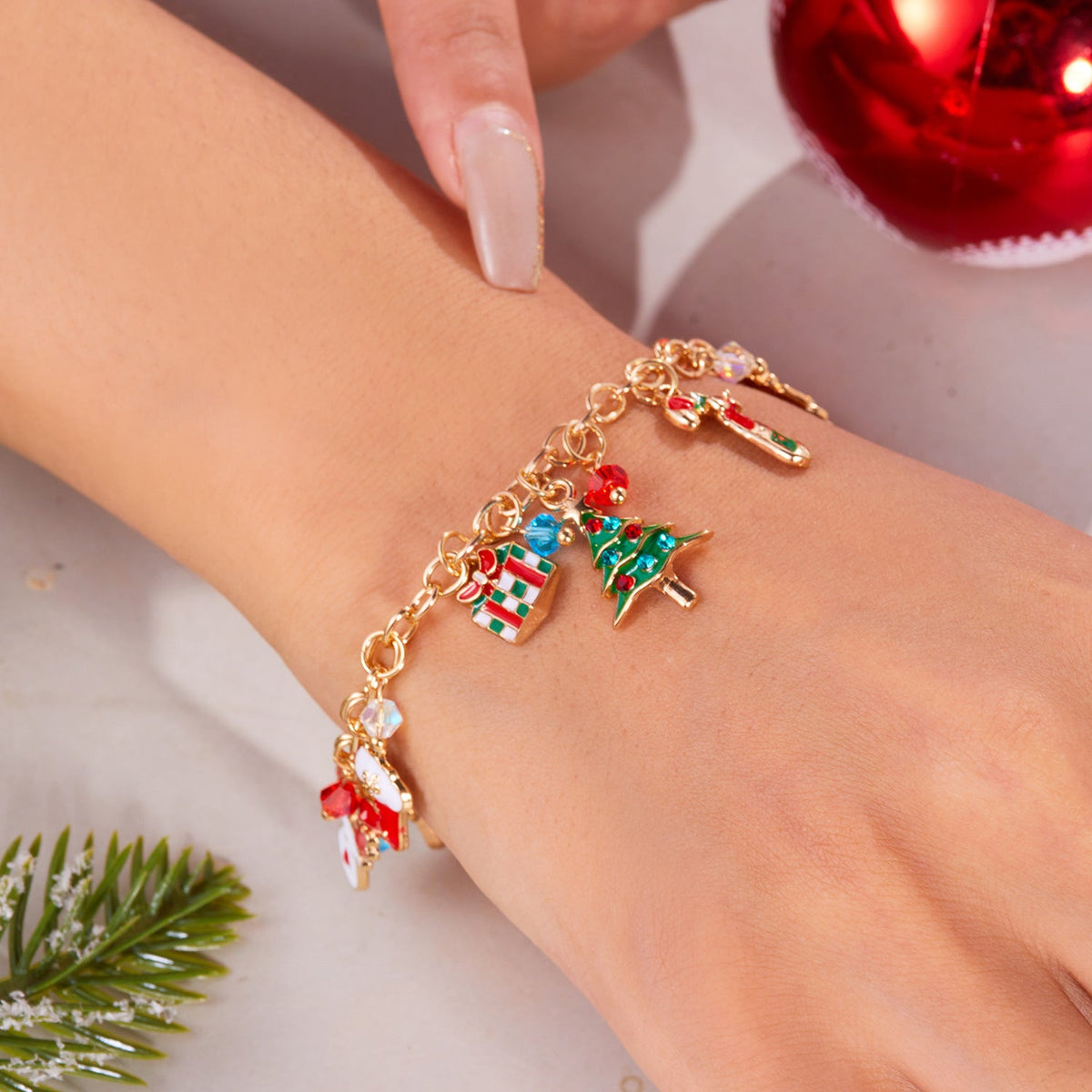 Personalized Christmas Bracelet Christmas Tree Santa Claus Pendant Bracelet for Women Jewelry — detail view