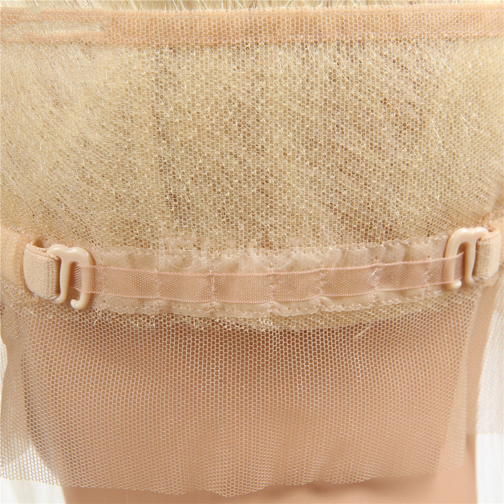 Semi Lace Wig Blond Wig — detail view