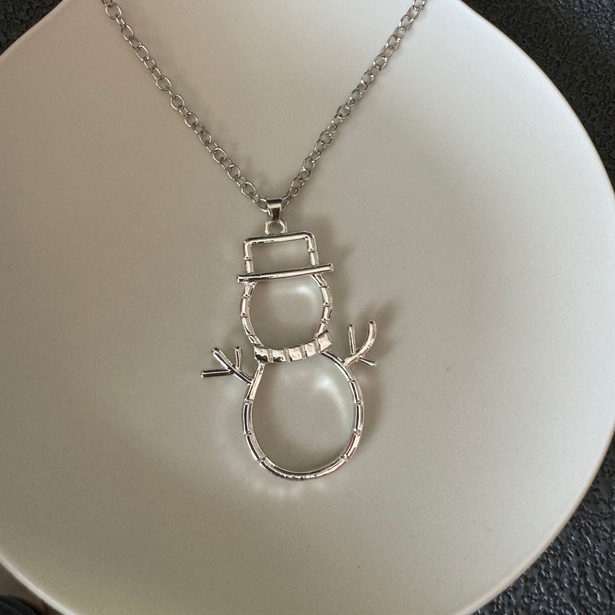 Personalized Snowman Earrings and Pendant Christmas Hollow Necklace for Women Jewelry — detail view